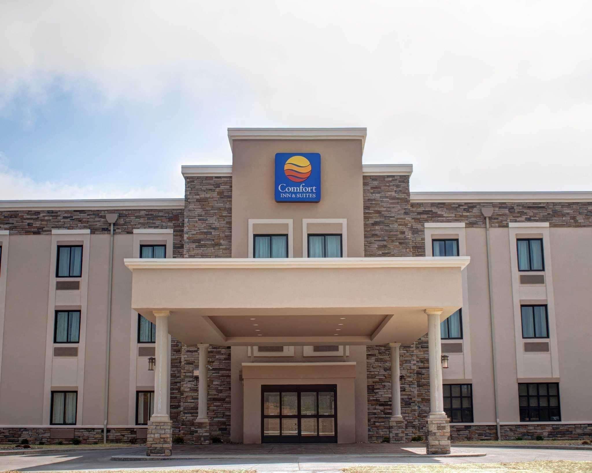 Comfort Inn & Suites Caldwell Экстерьер фото