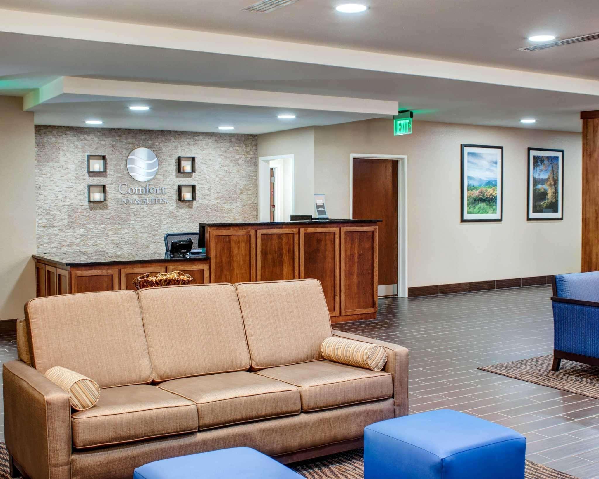 Comfort Inn & Suites Caldwell Экстерьер фото